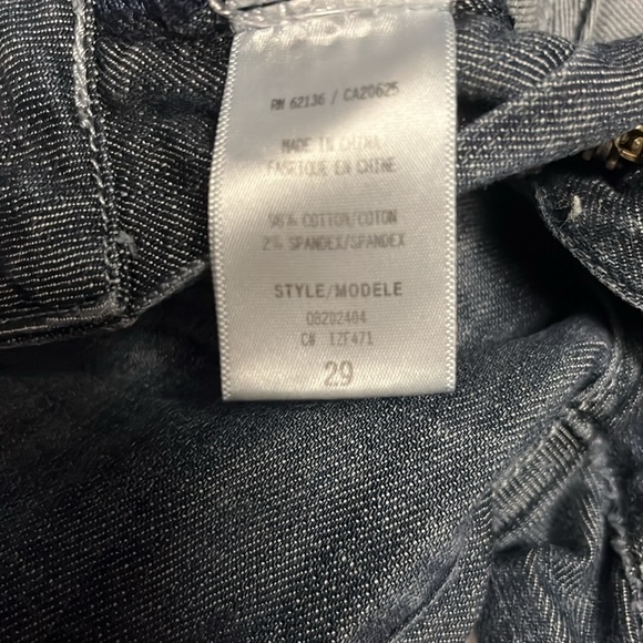 Guess Jeans - Picture 4 of 6